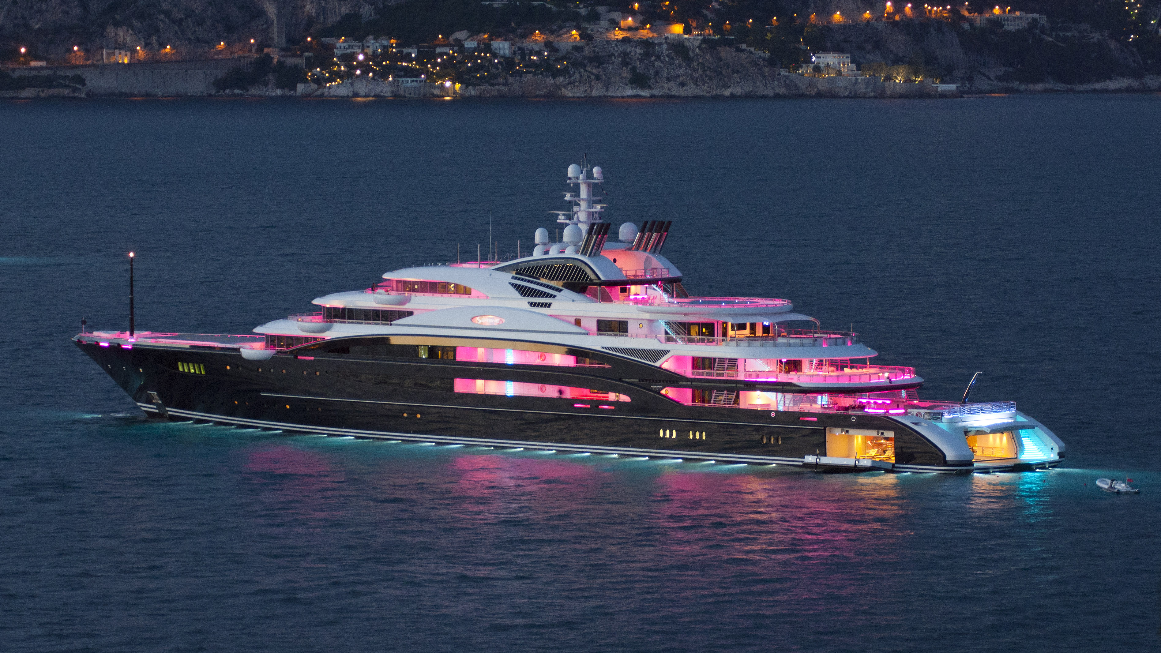 Serene The Embodiment Of Luxury Super Yachts Serene The Embodiment Of Luxury Super Yachts